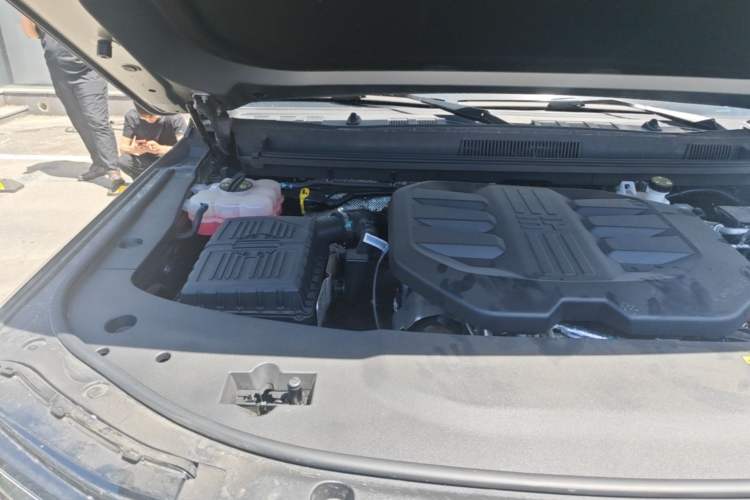 Used Jetour Zongheng G700 Trailblazer 2025 Model Zong Ye Edition 6-seater Engine Bay Right