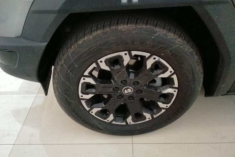 Used Jetour Zongheng G700 Trailblazer 2025 Model Xiangjing Edition 6-seater Exterior 4
