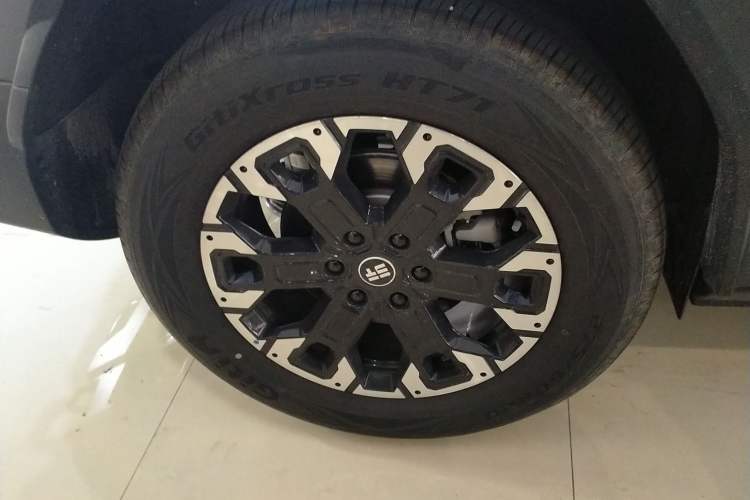 Used Jetour Zongheng G700 Trailblazer 2025 Model Xiangjing Edition 6-seater Exterior 5