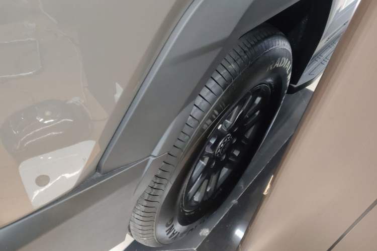 Used Jetour Zongheng G700 Trailblazer 2025 Model Tan Ye Edition Exterior 8