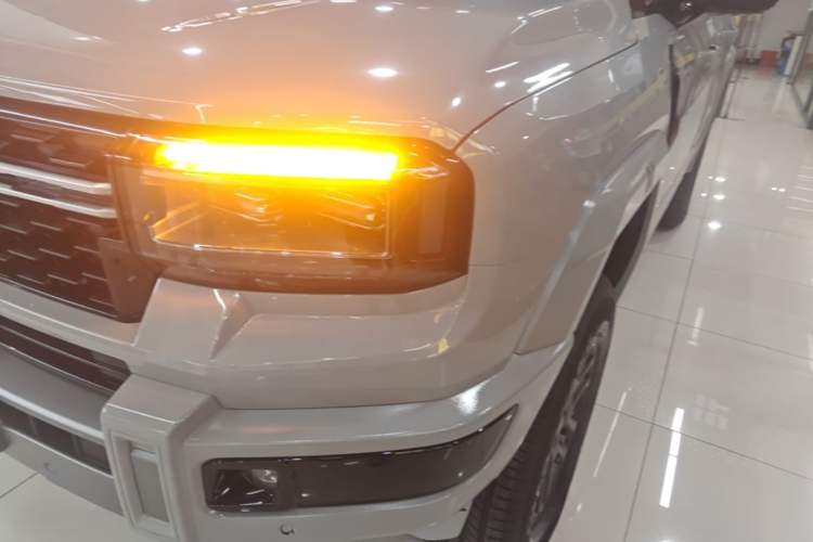 Used Jetour Zongheng G700 Trailblazer 2025 Model Zong Ye Edition 6-seater Left Front Headlight
