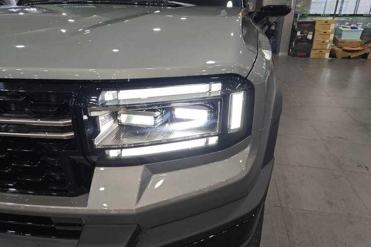 Used Jetour Zongheng G700 Trailblazer 2025 Model Zong Ye Edition 5-seater Left Front Headlight