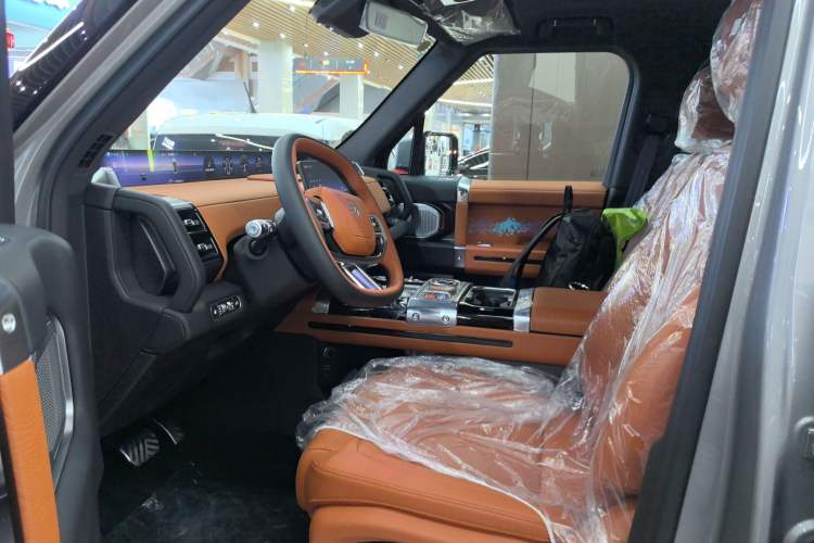Used Jetour Zongheng G700 Trailblazer 2025 Model Tan Ye Edition Left Front Seat
