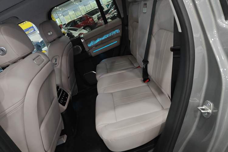 Used Jetour Zongheng G700 Trailblazer 2025 Model Zong Ye Edition 5-seater Left Rear Seat
