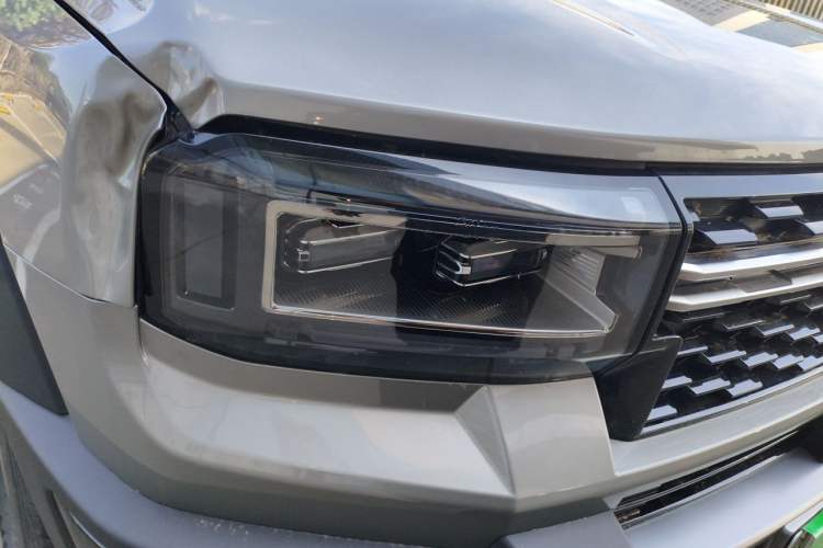 Used Jetour Zongheng G700 Trailblazer 2025 Model Xiangjing Edition 6-seater Right Front Headlight