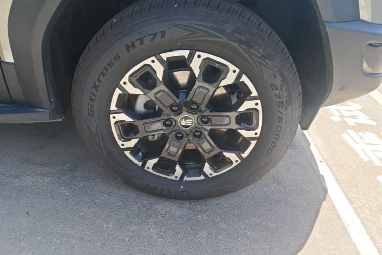 Used Jetour Zongheng G700 Trailblazer 2025 Model Zong Ye Edition 6-seater Right Front Wheel Hub