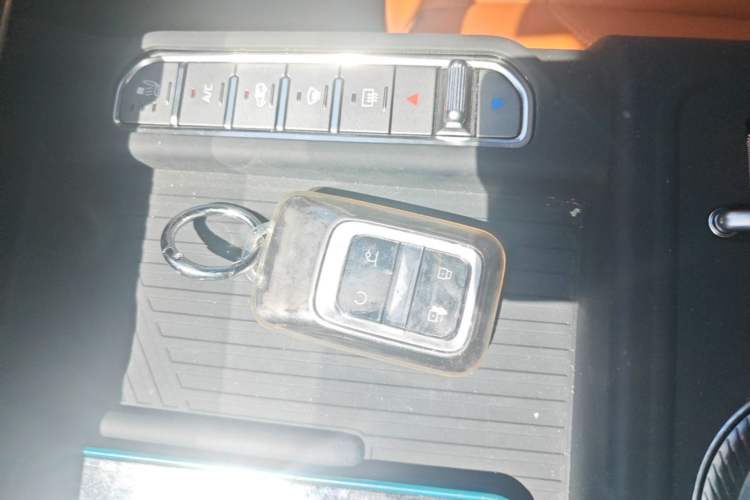 Used Jetour Zongheng G700 Trailblazer 2025 Model Zong Ye Edition 6-seater Vehicle Key