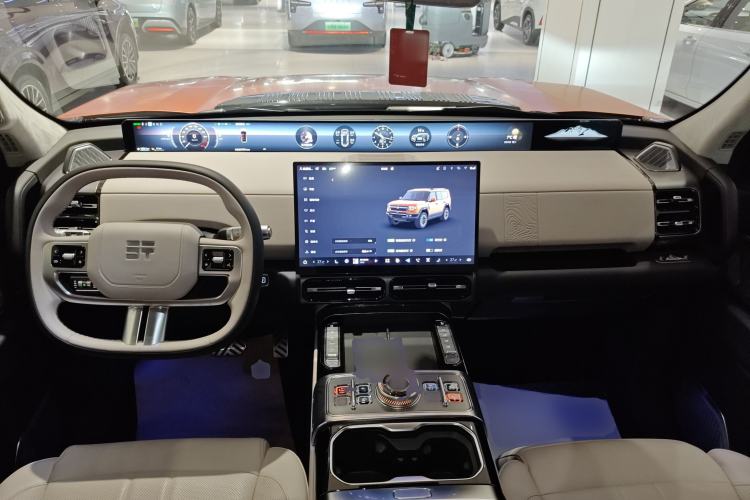 Used Jetour Zongheng G700 Trailblazer 2025 Model Xiangjing Edition 6-seater Center Console