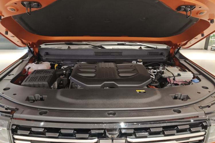 Used Jetour Zongheng G700 Trailblazer 2025 Model Xiangjing Edition 6-seater Engine Bay
