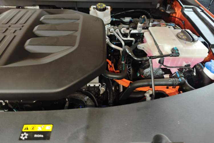 Used Jetour Zongheng G700 Trailblazer 2025 Model Zong Ye Edition 5-seater Engine Bay Left