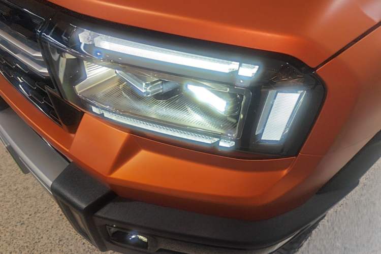Used Jetour Zongheng G700 Trailblazer 2025 Model Zhi Jing Qian Kun Edition 5-seater Left Front Headlight