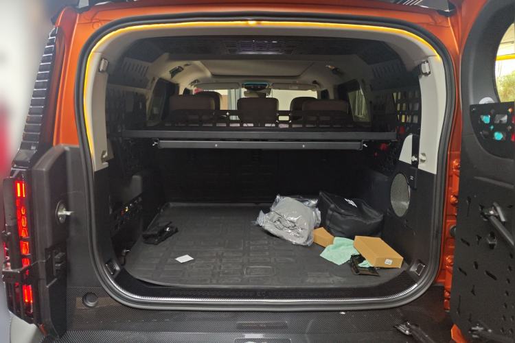 Used Jetour Zongheng G700 Trailblazer 2025 Model Zong Ye Edition 5-seater Trunk