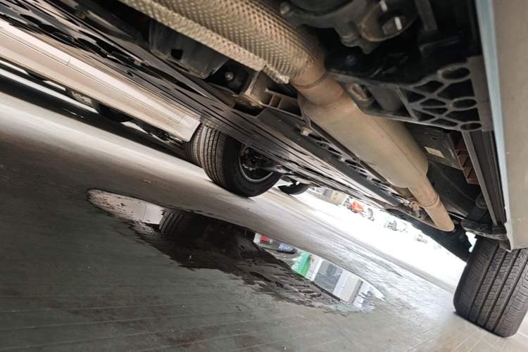 Used Jetour Zongheng G700 Trailblazer 2025 Model Xiangjing Edition 6-seater Chassis Rear Right