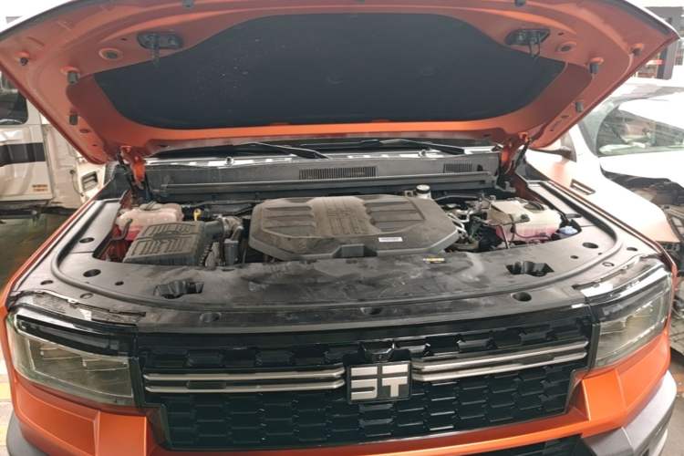 Used Jetour Zongheng G700 Trailblazer 2025 Model Xiangjing Edition 6-seater Engine Bay