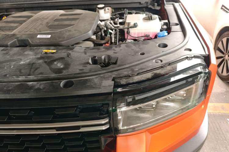 Used Jetour Zongheng G700 Trailblazer 2025 Model Xiangjing Edition 6-seater Engine Bay Left