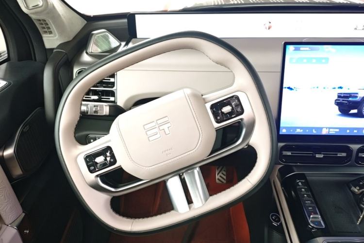 Used Jetour Zongheng G700 Trailblazer 2025 Model Xiangjing Edition 6-seater Steering Wheel