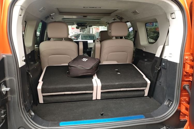 Used Jetour Zongheng G700 Trailblazer 2025 Model Xiangjing Edition 6-seater Trunk