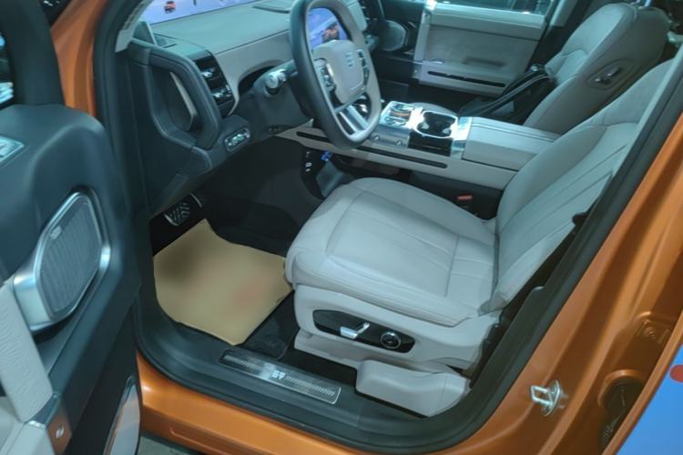 Used Jetour Zongheng G700 Trailblazer 2025 Model Xiangjing Edition 6-seater Driver Seat