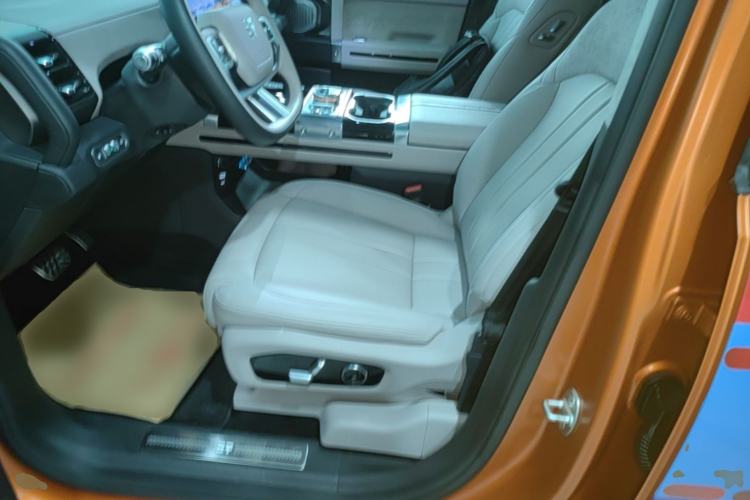 Used Jetour Zongheng G700 Trailblazer 2025 Model Xiangjing Edition 6-seater Left Front Seat