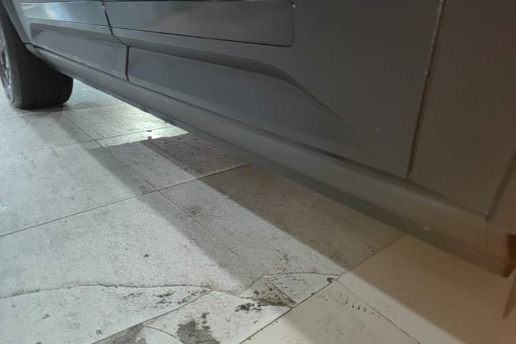 Used Jetour Zongheng G700 Trailblazer 2025 Model Xiangjing Edition 6-seater Left Side Sill