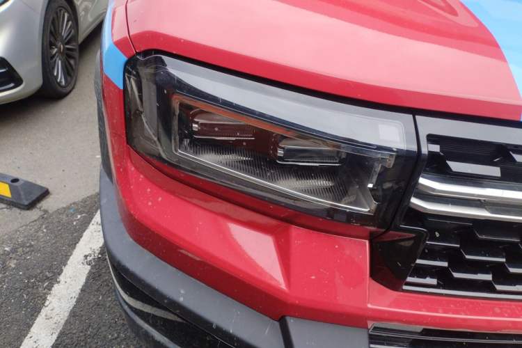 Used Jetour Zongheng G700 Trailblazer 2025 Model Xiangjing Edition 6-seater Right Front Headlight