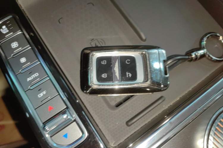 Used Jetour Zongheng G700 Trailblazer 2025 Model Xiangjing Edition 6-seater Vehicle Key