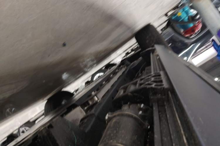 Used Jetour Zongheng G700 Trailblazer 2025 Model Xiangjing Edition 6-seater Left Side Sill