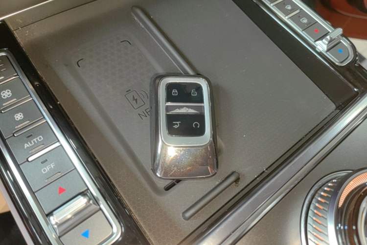 Used Jetour Zongheng G700 Trailblazer 2025 Model Xiangjing Edition 6-seater Vehicle Key