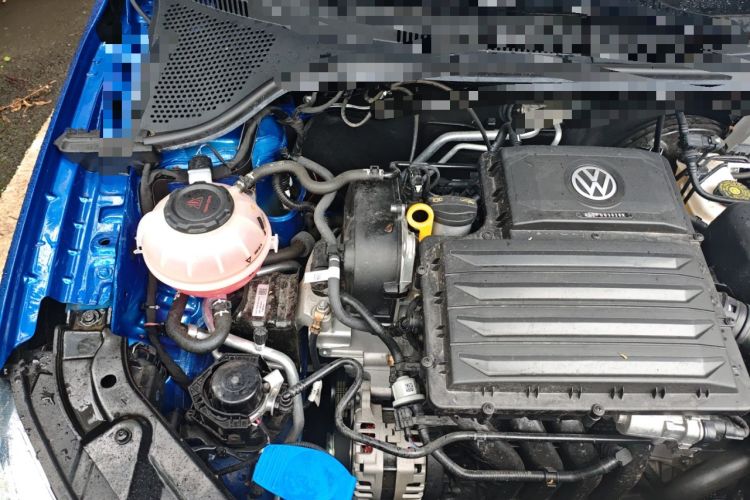 Used Jetta VA3 2024 1.5L Manual Entry-Level Version Engine Bay Right
