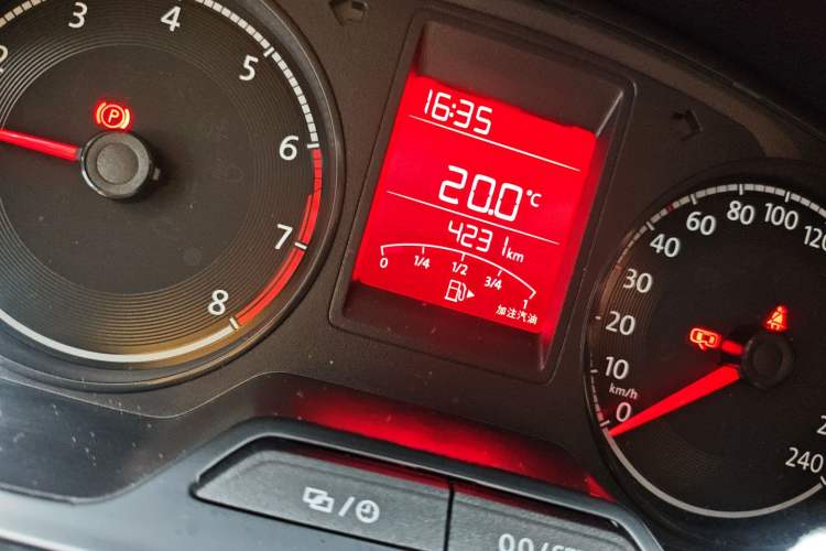 Used Jetta VA3 2024 1.5L Manual Entry-Level Version Odometer Close Up