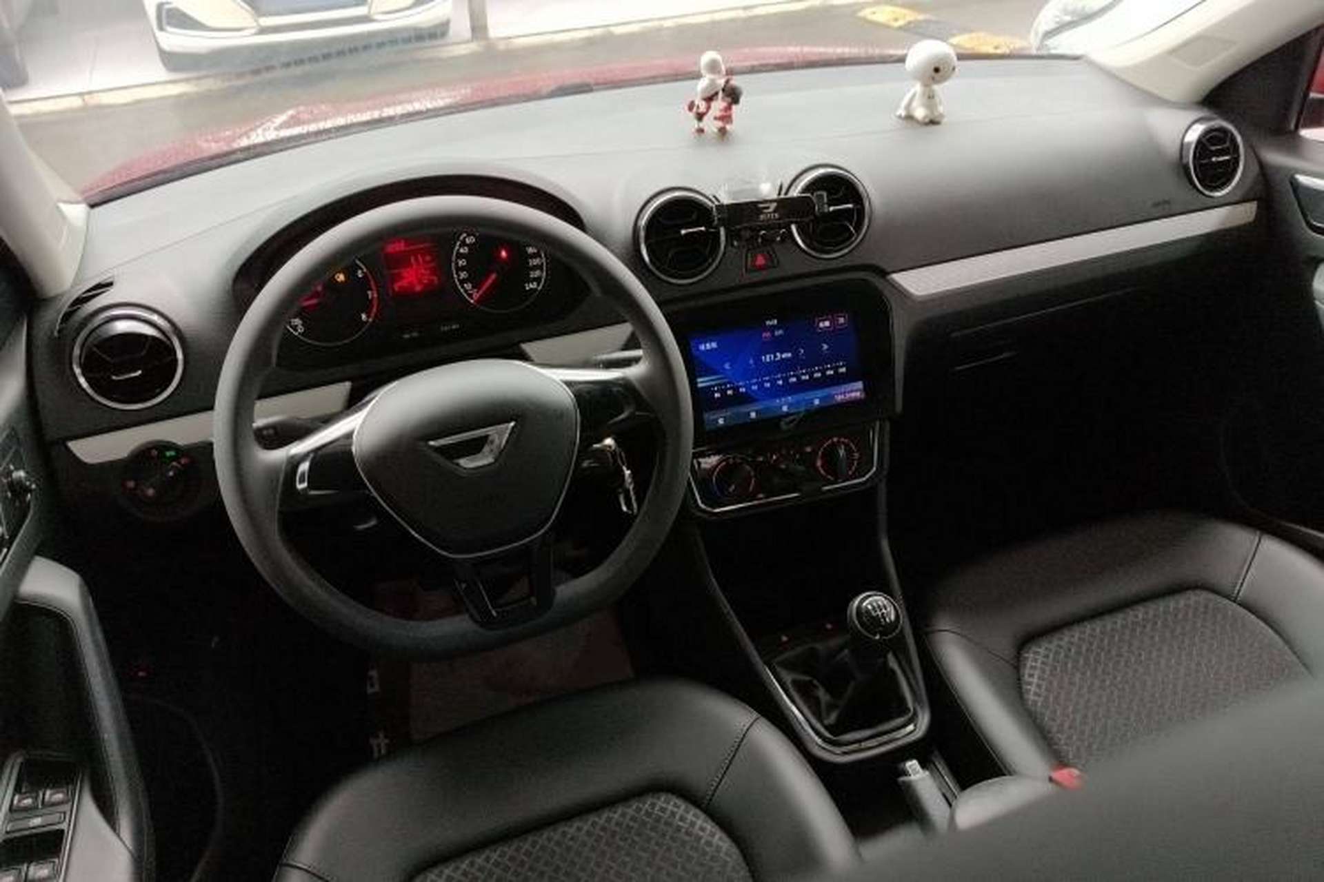 Used Jetta VA3 2019 1.5L Manual Enjoyment Edition Center Console