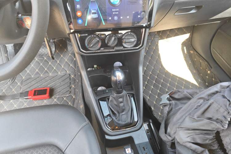 Used Jetta VA3 2021 1.5L Automatic Enjoyment Edition Gear Lever