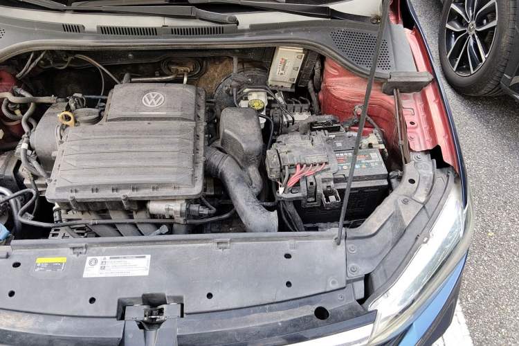 Used Jetta VA3 2019 1.5L Automatic Glory Edition Engine Bay Left