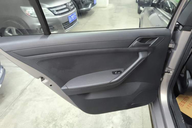 Used Jetta VA3 2019 1.5L Manual Entry-Level Version Interior 8