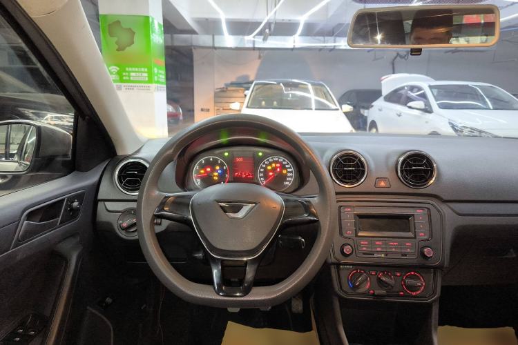 Used Jetta VA3 2019 1.5L Manual Entry-Level Version Steering Wheel