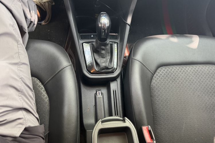 Used Jetta VA3 2019 1.5L Automatic Enjoyment Edition Interior 3