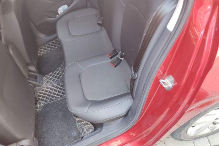 Used Jetta VA3 2019 1.5L Automatic Enjoyment Edition Left Rear Seat