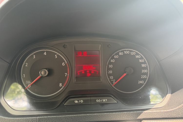 Used Jetta VA3 2019 1.5L Automatic Enjoyment Edition Odometer Close Up