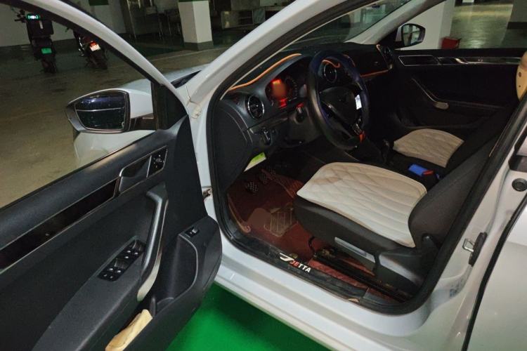 Used Jetta VA3 2019 1.5L Manual Entry-Level Version Driver Seat