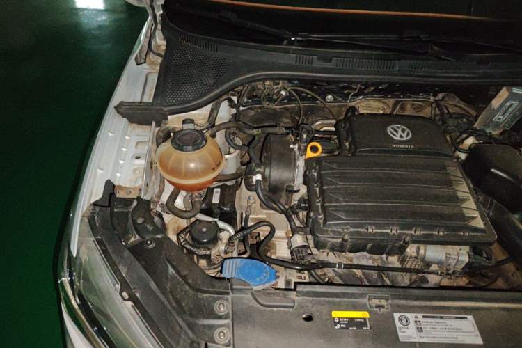 Used Jetta VA3 2019 1.5L Manual Entry-Level Version Engine Bay Right