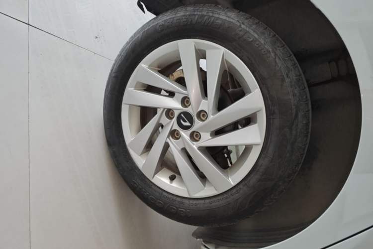 Used Jetta VA3 2019 1.5L Automatic Enjoyment Edition Right Rear Wheel Hub
