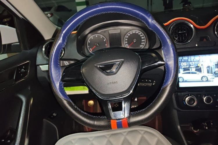 Used Jetta VA3 2019 1.5L Manual Entry-Level Version Steering Wheel