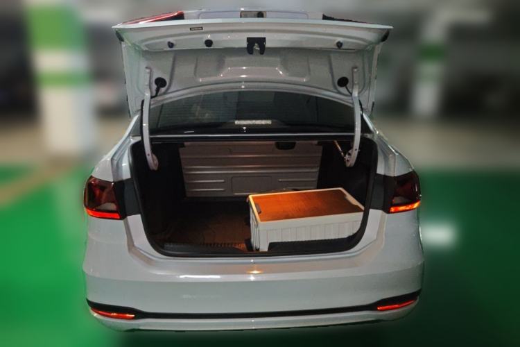 Used Jetta VA3 2019 1.5L Manual Entry-Level Version Trunk