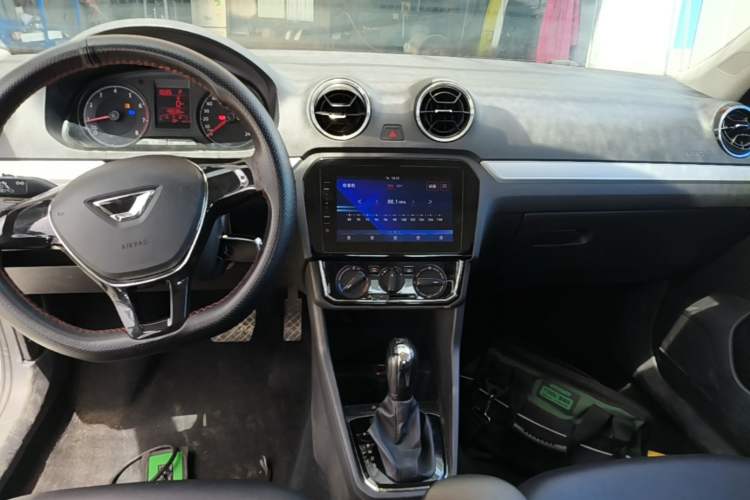 Used Jetta VA3 2019 1.5L Automatic Enjoyment Edition Audio And AC Panel