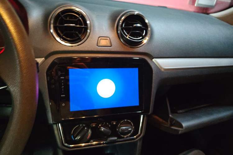 Used Jetta VA3 2019 1.5L Automatic Enjoyment Edition Audio And AC Panel