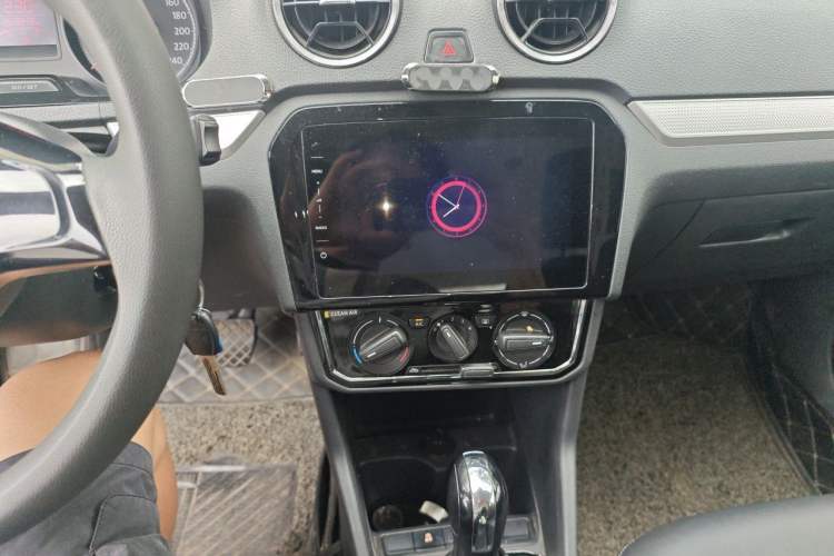 Used Jetta VA3 2019 1.5L Automatic Enjoyment Edition Audio And AC Panel