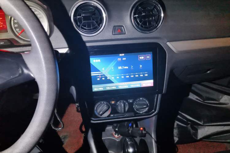 Used Jetta VA3 2019 1.5L Automatic Enjoyment Edition Audio And AC Panel