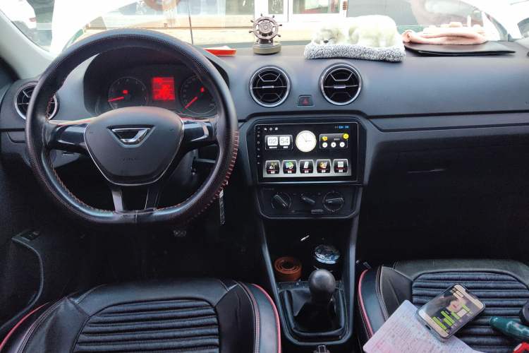 Used Jetta VA3 2019 1.5L Manual Entry-Level Version Center Console