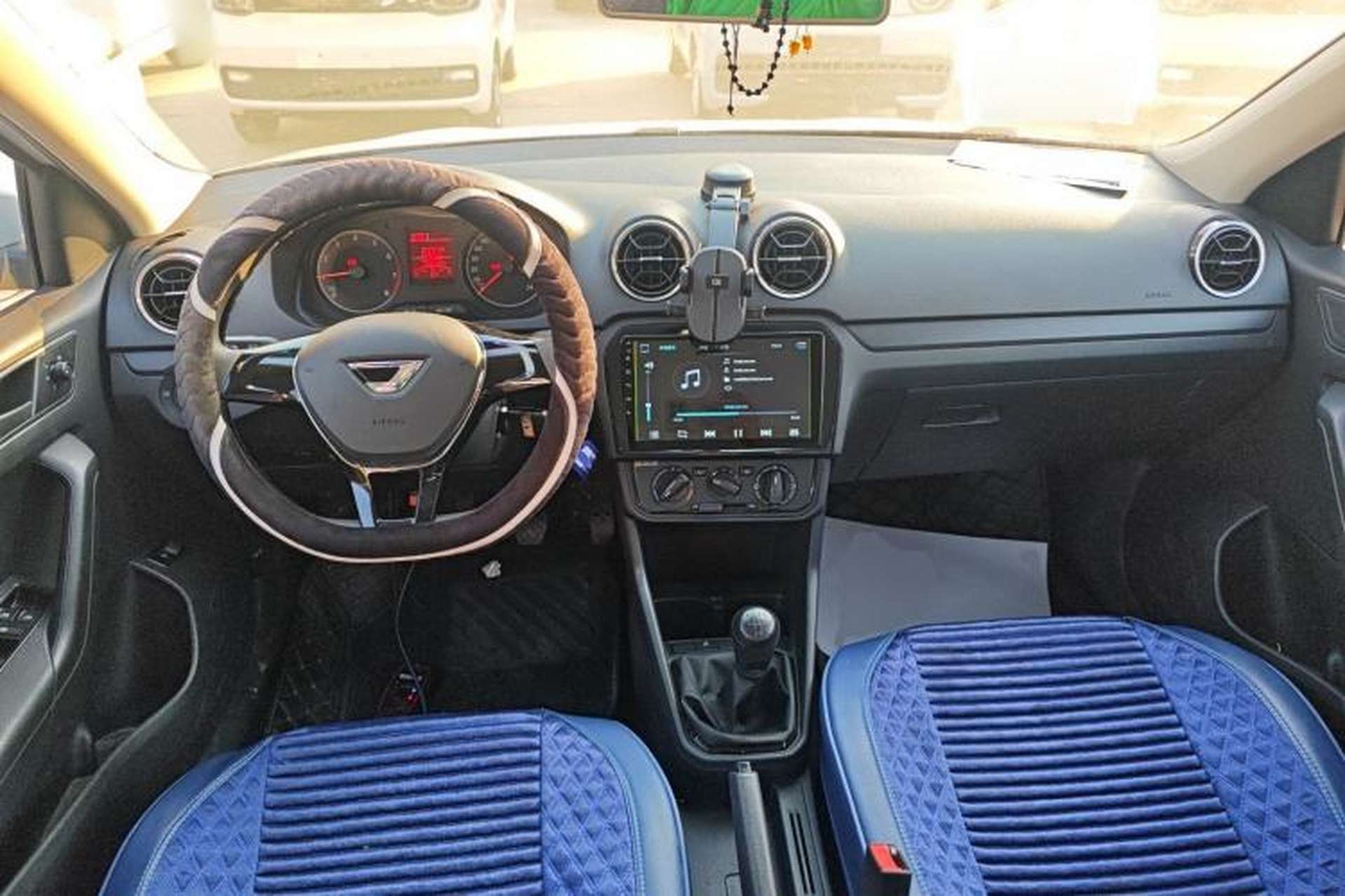 Used Jetta VA3 2019 1.5L Manual Entry-Level Version Center Console