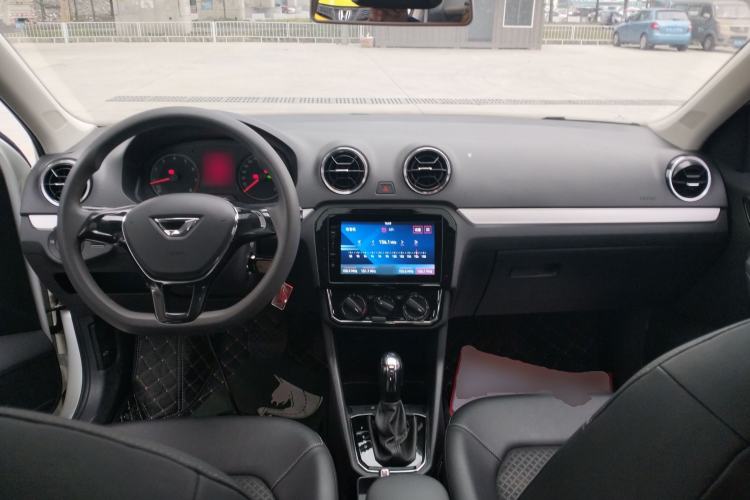 Used Jetta VA3 2019 1.5L Automatic Enjoyment Edition Center Console